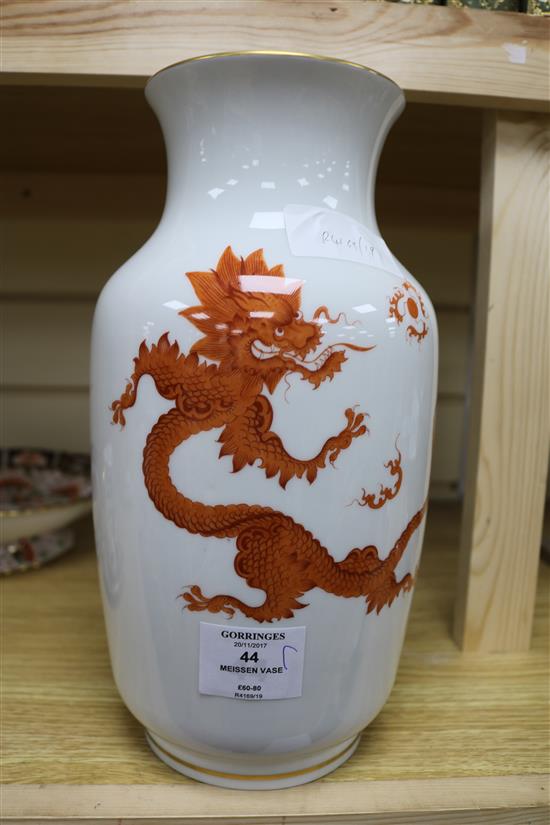 A Meissen Red Dragon vase